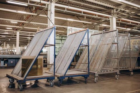 Fiberglass Manufacturing Basics: Structure, Properties, and Uses